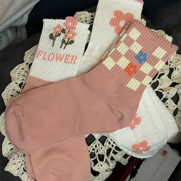 Accessories - Three Pair of Women's Slender Fit Socks